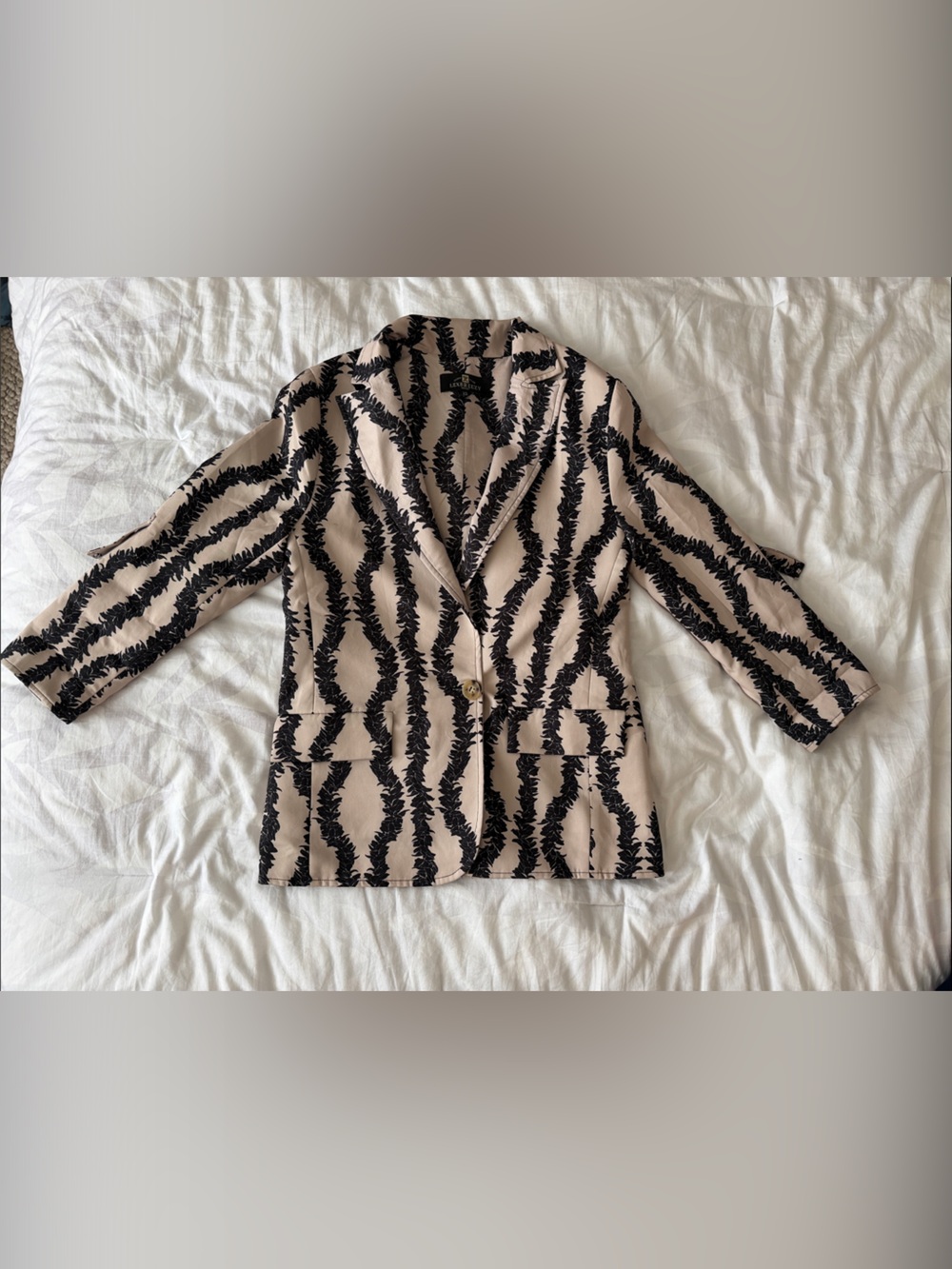 Women's Black Leaf-Print Beige Blazer Jacket